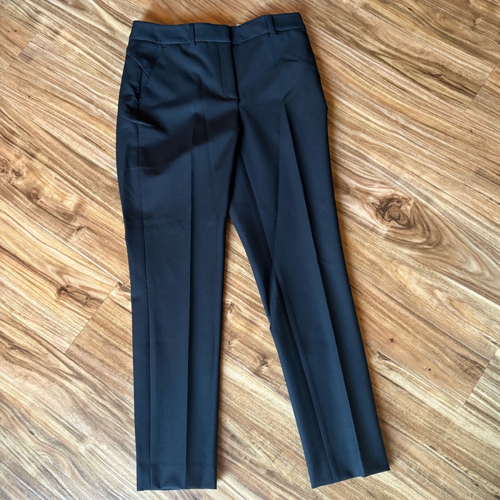 WHBM Slim Ankle Work Pants 6L